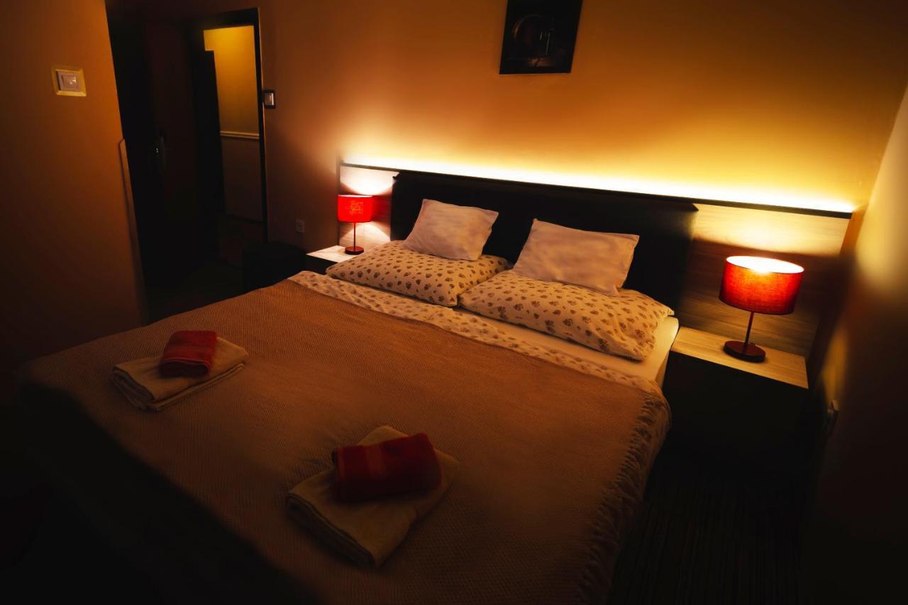 Alabastrom Panzio Es Etterem Bed & Breakfast Bogács Екстериор снимка
