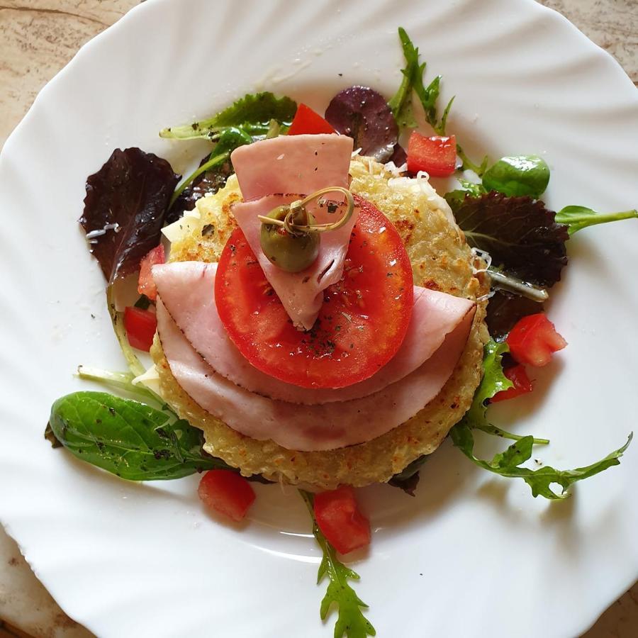 Alabastrom Panzio Es Etterem Bed & Breakfast Bogács Екстериор снимка