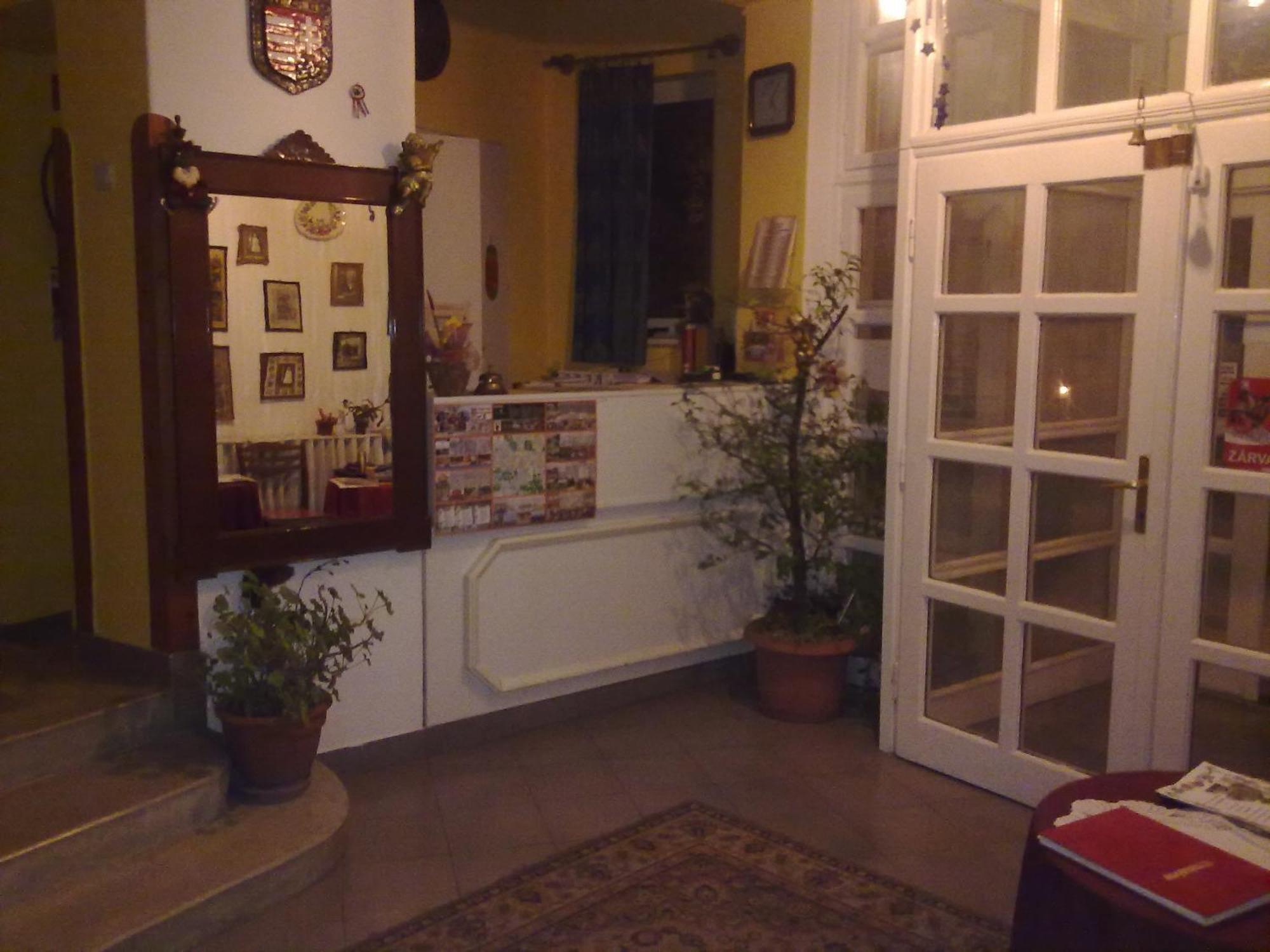Alabastrom Panzio Es Etterem Bed & Breakfast Bogács Екстериор снимка